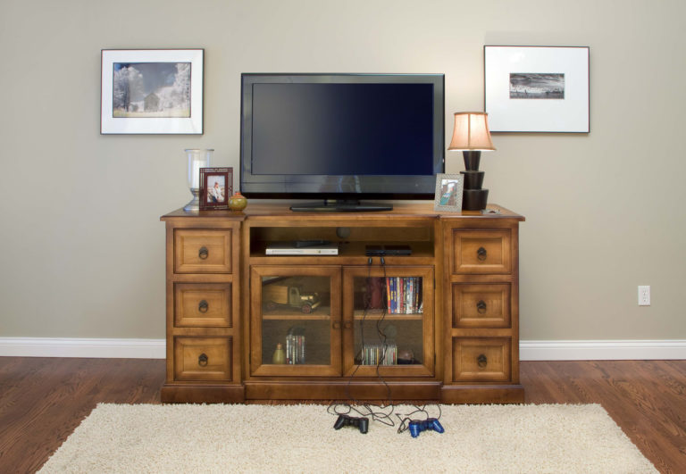 Amish Bridgeport Flat Screen TV Cabinet