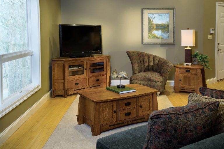 Amish Colebrook Living Room Collection