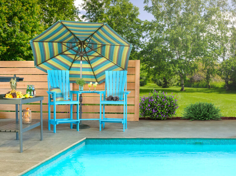 Poolside Patio Setting