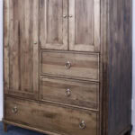 Montour Chifforobe